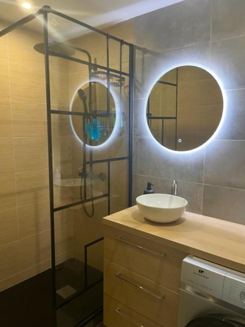 Chambre Privee Dans Un Appartement Partage Villeurbanne Ngoại thất bức ảnh