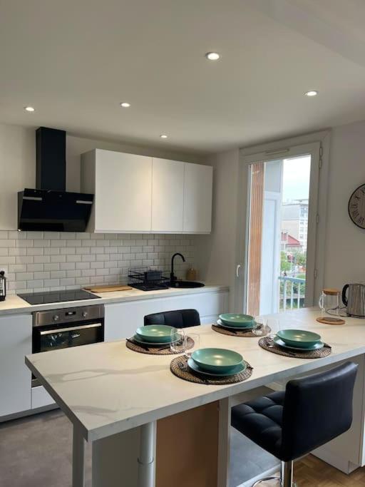 Chambre Privee Dans Un Appartement Partage Villeurbanne Ngoại thất bức ảnh